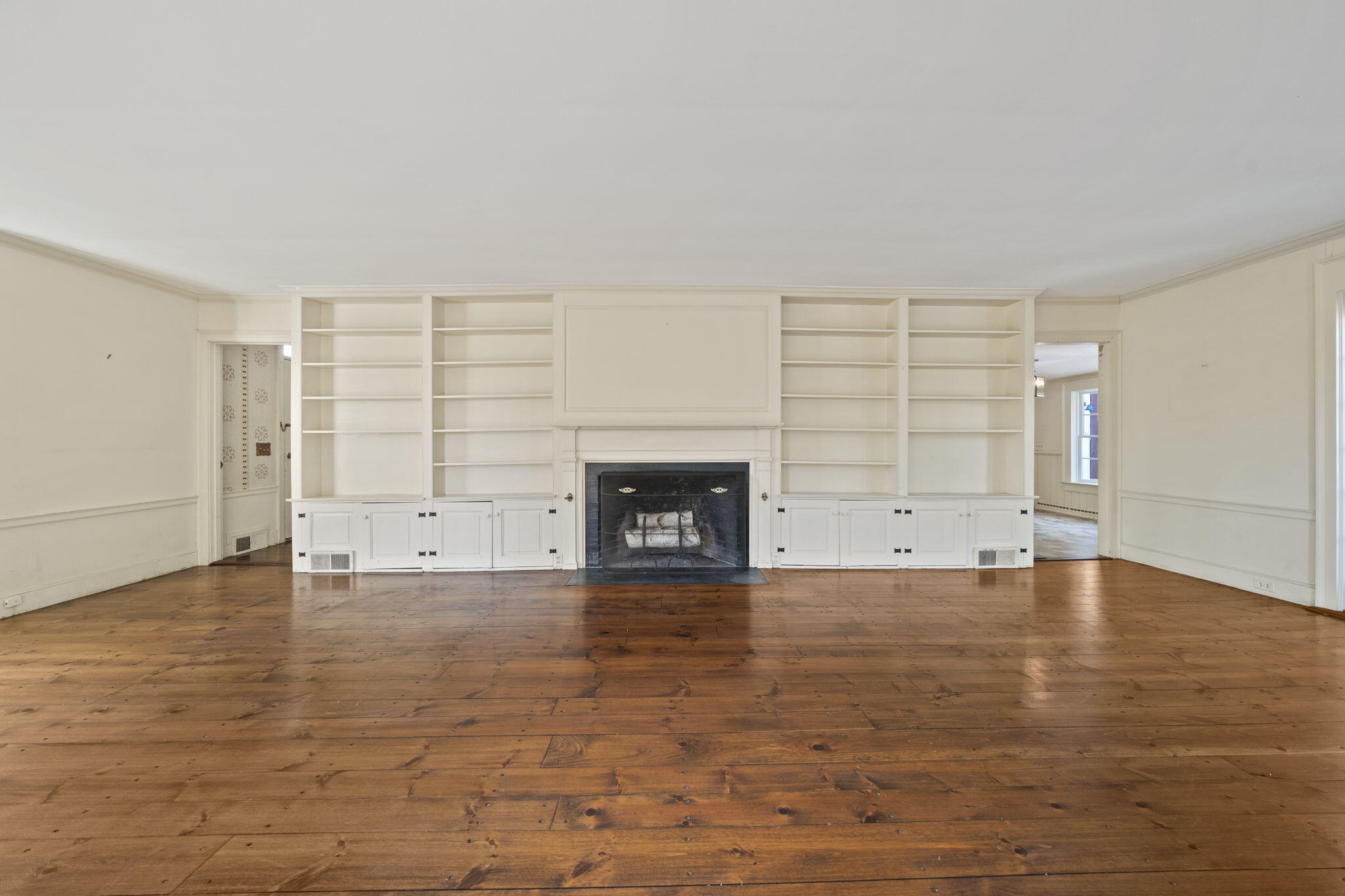 18 Winfield Way Osterville, MA 02655 - Photo 10 of 47 Living Room