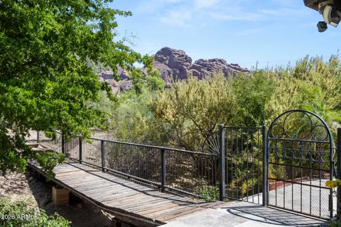 $3,295,000 | 6339 North 48th Place, Paradise Valley, AZ 85253
