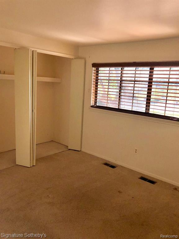 26560 Inkster Road Southfield, MI 48033 - Photo 21 of 28