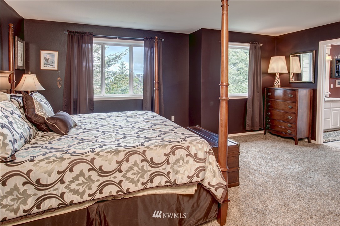 18708 35th Drive Southeast Bothell, WA 98012 - Photo 14 of 25 Gallery Image 14