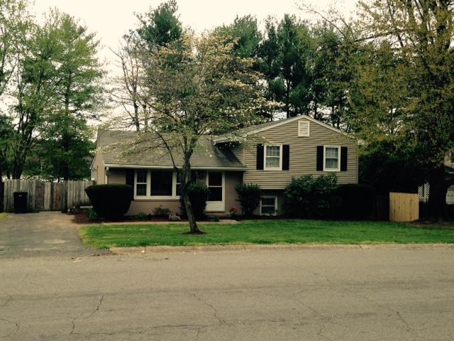 3710 Meadowlark Road Roanoke, VA 24018 - Photo 3 of 34 FRONT