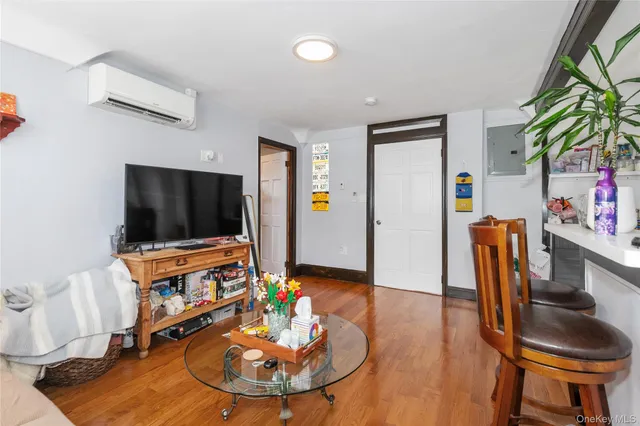 $3,200 | 8713 135th Street, Unit 3 | Kew Gardens