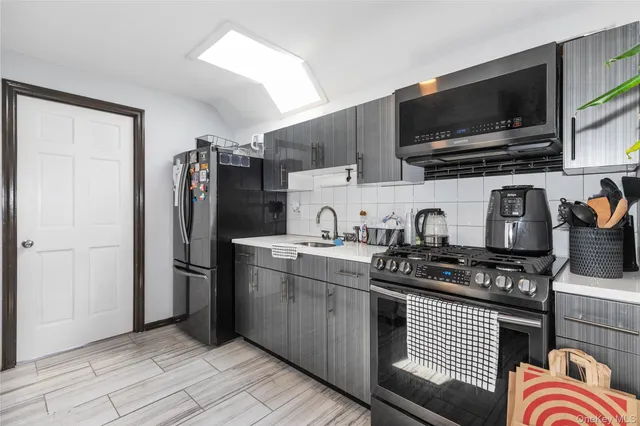 $3,200 | 8713 135th Street, Unit 3 | Kew Gardens