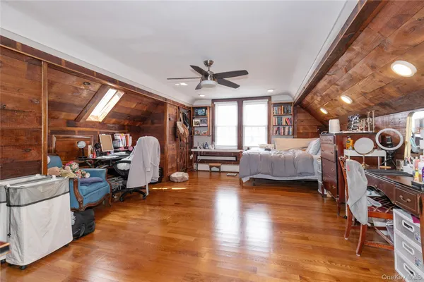 $3,065 | 8713 135th Street, Unit 3 | Kew Gardens