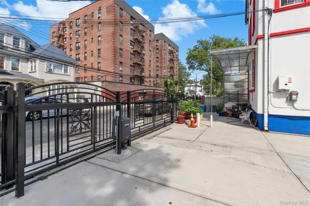 $3,200 | 8713 135th Street, Unit 3 | Kew Gardens