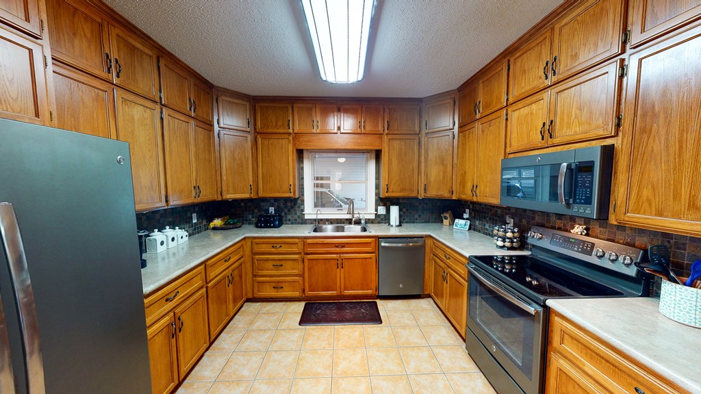 411 Stone Ridge Ashford, AL 36312 - Photo 5 of 44 Gallery Image 5