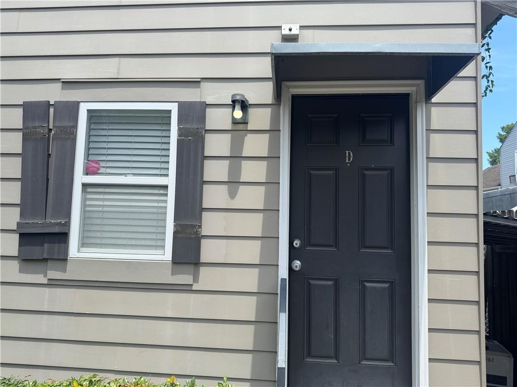 4831 Coliseum Street, Unit D New Orleans, LA 70115 - Photo 2 of 7