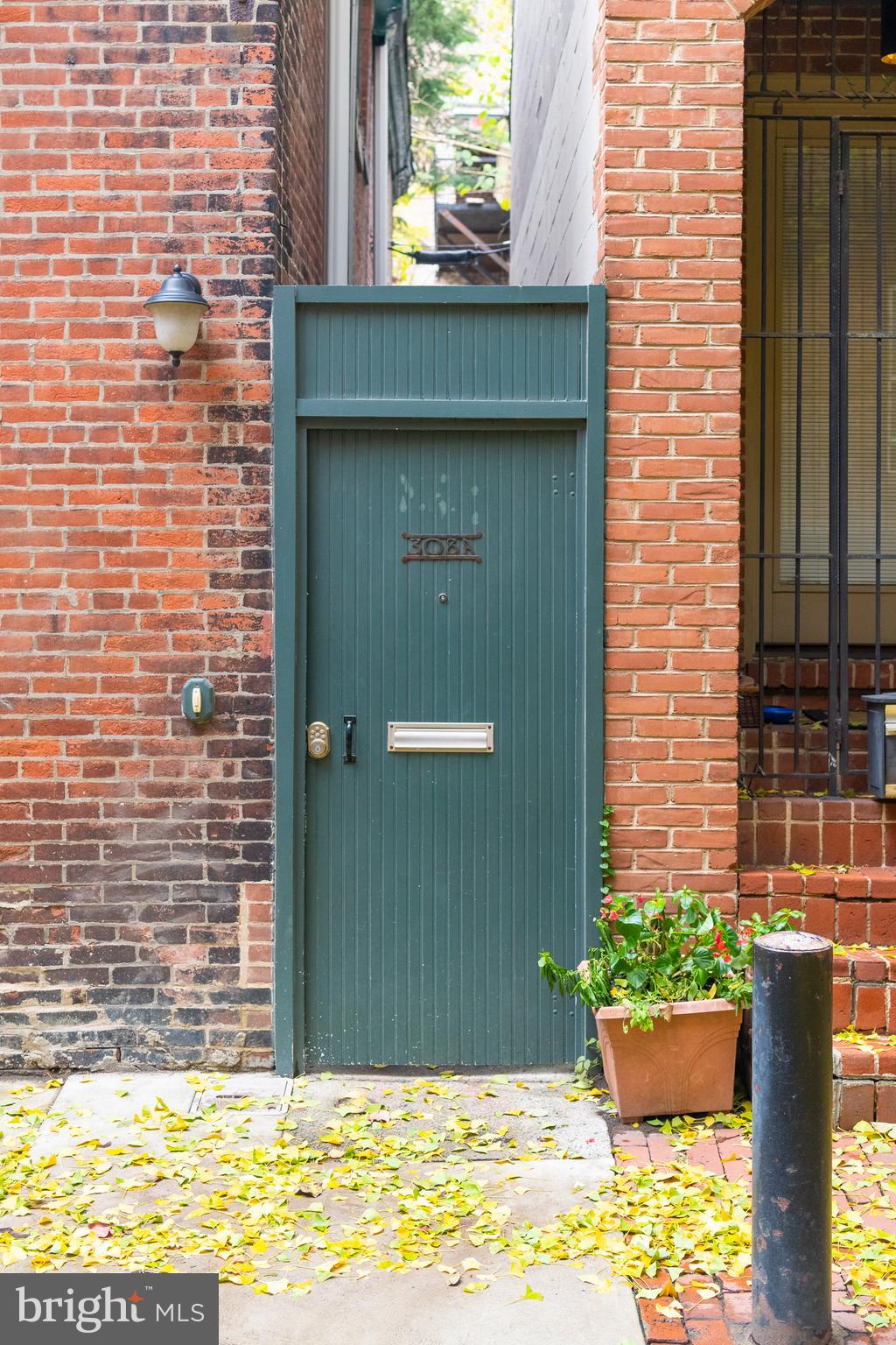 308 Quince Street Philadelphia, PA 19107 - Photo 14 of 31