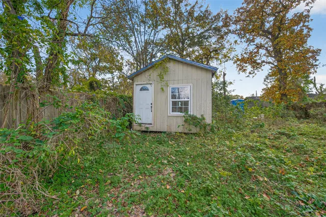 $79,000 | 5002 Firnat Street, Houston, TX 77016