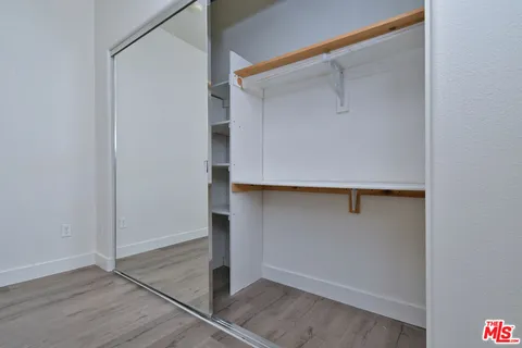 $599,000 | 8800 Etiwanda Avenue, Unit 7, Northridge, CA 91325