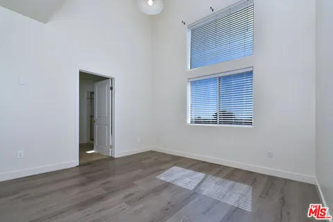$599,000 | 8800 Etiwanda Avenue, Unit 7, Northridge, CA 91325