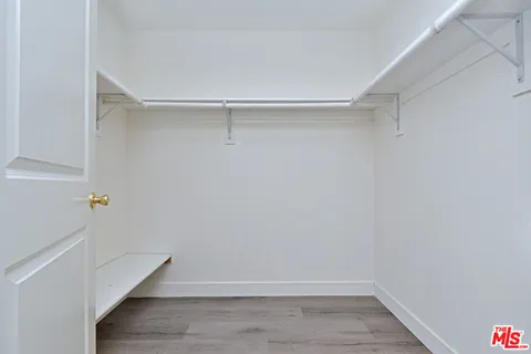 $599,000 | 8800 Etiwanda Avenue, Unit 7, Northridge, CA 91325