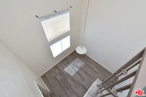 $599,000 | 8800 Etiwanda Avenue, Unit 7, Northridge, CA 91325