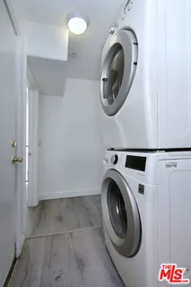 $599,000 | 8800 Etiwanda Avenue, Unit 7, Northridge, CA 91325