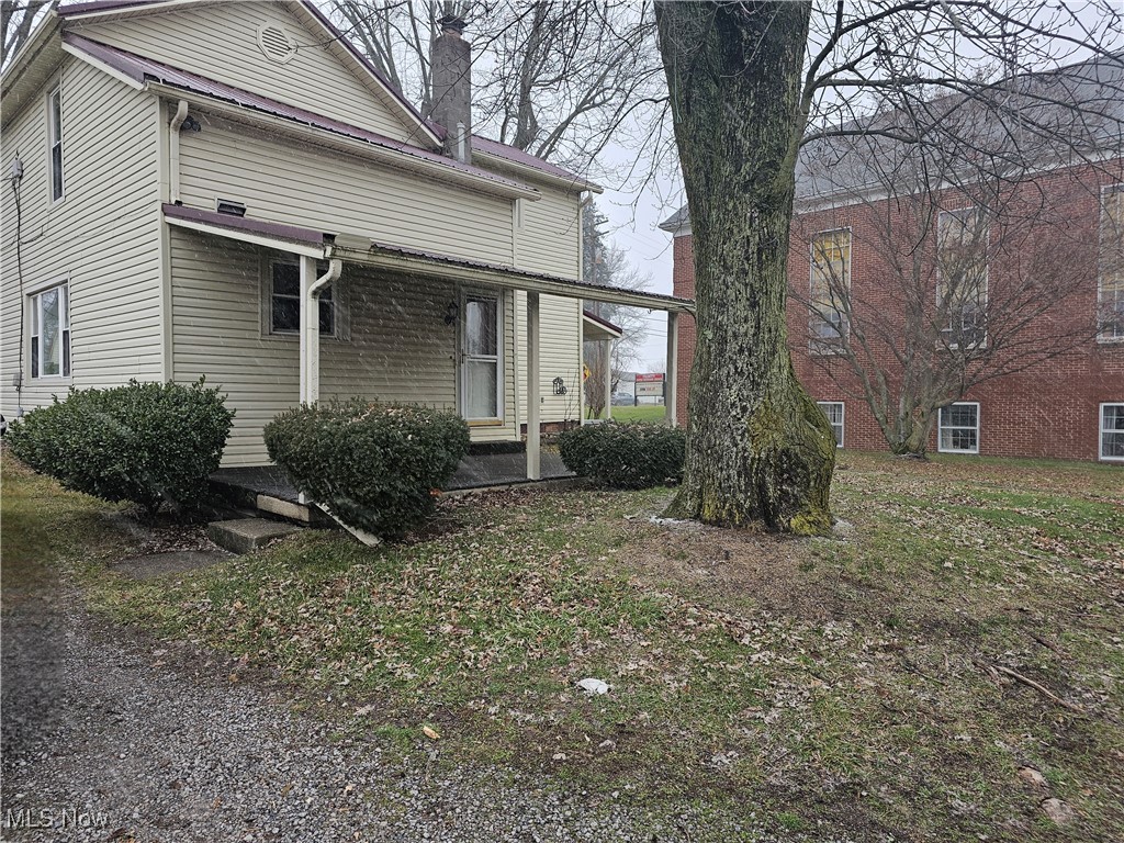 2415 Columbiana Road New Springfield, OH 44443 - Photo 12 of 25 View of side of home