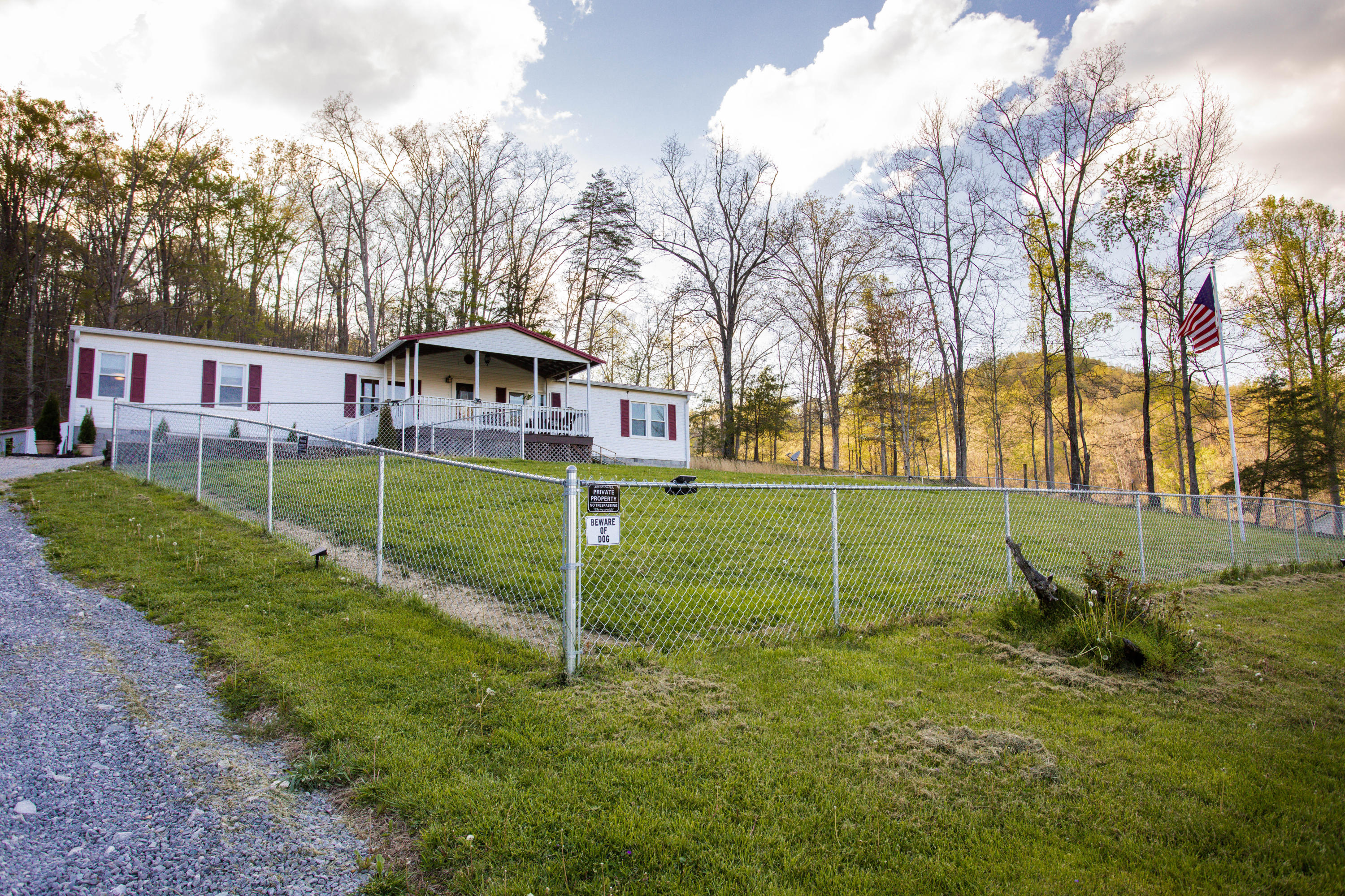 630 Cat Creek Road Stanton, KY 40380 - Photo 1 of 44 8G1A3881