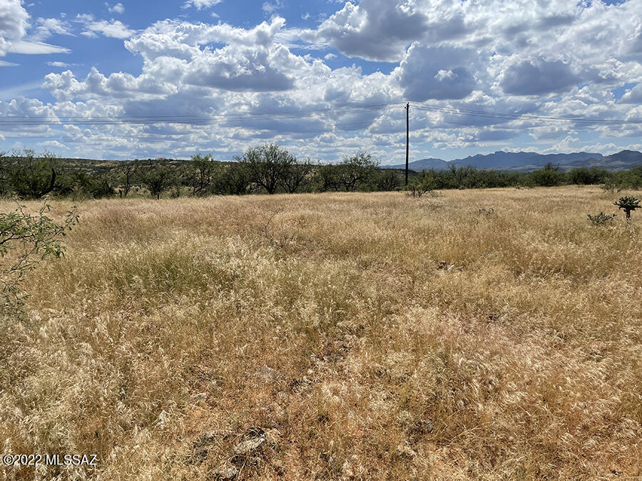 1807 Vereda Iberia, Unit 16 Rio Rico, AZ 85648 - Photo 2 of 4