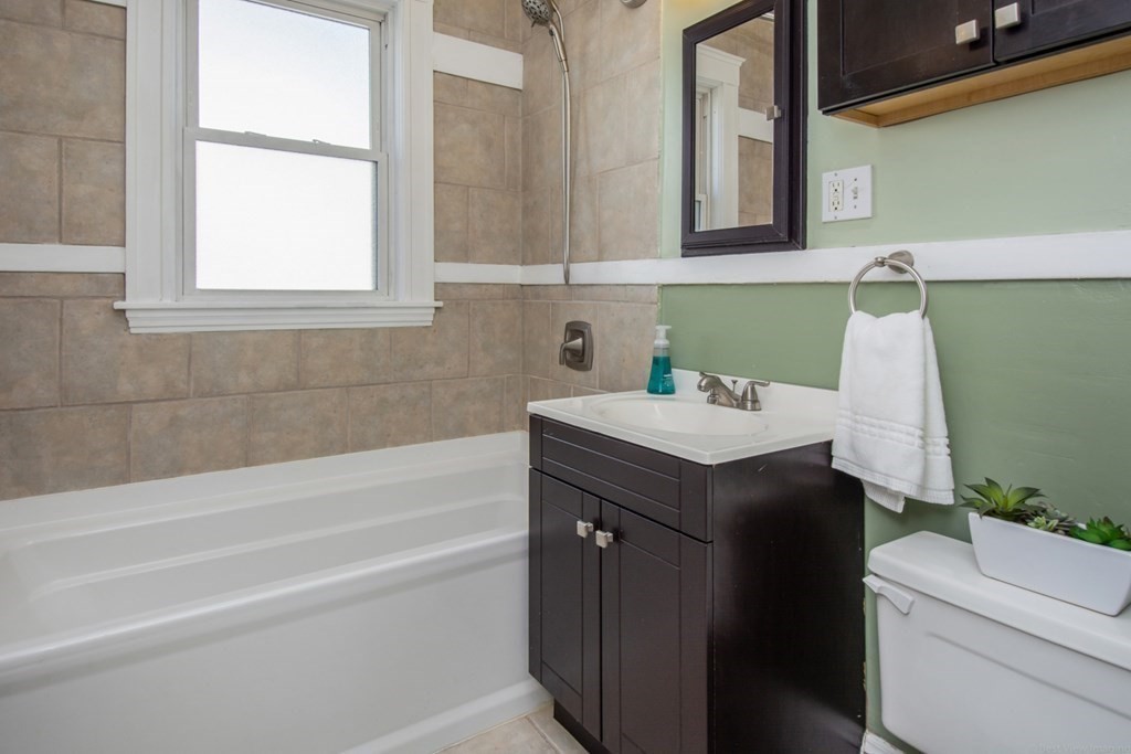 50 Harding Road Norwood, MA 02062 - Photo 18 of 28