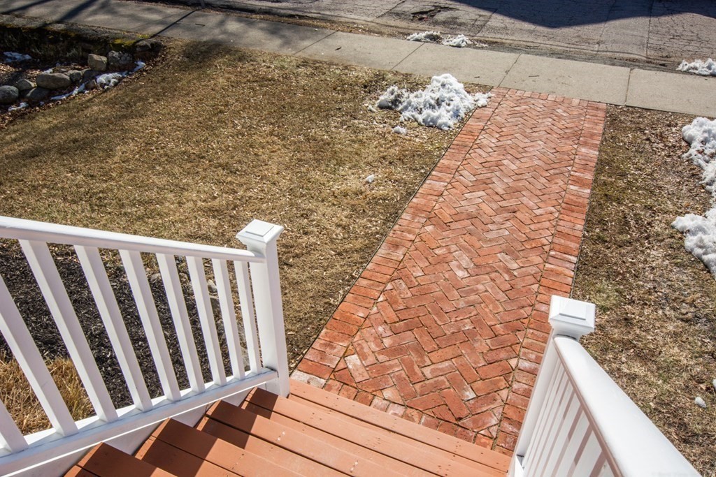 50 Harding Road Norwood, MA 02062 - Photo 3 of 28