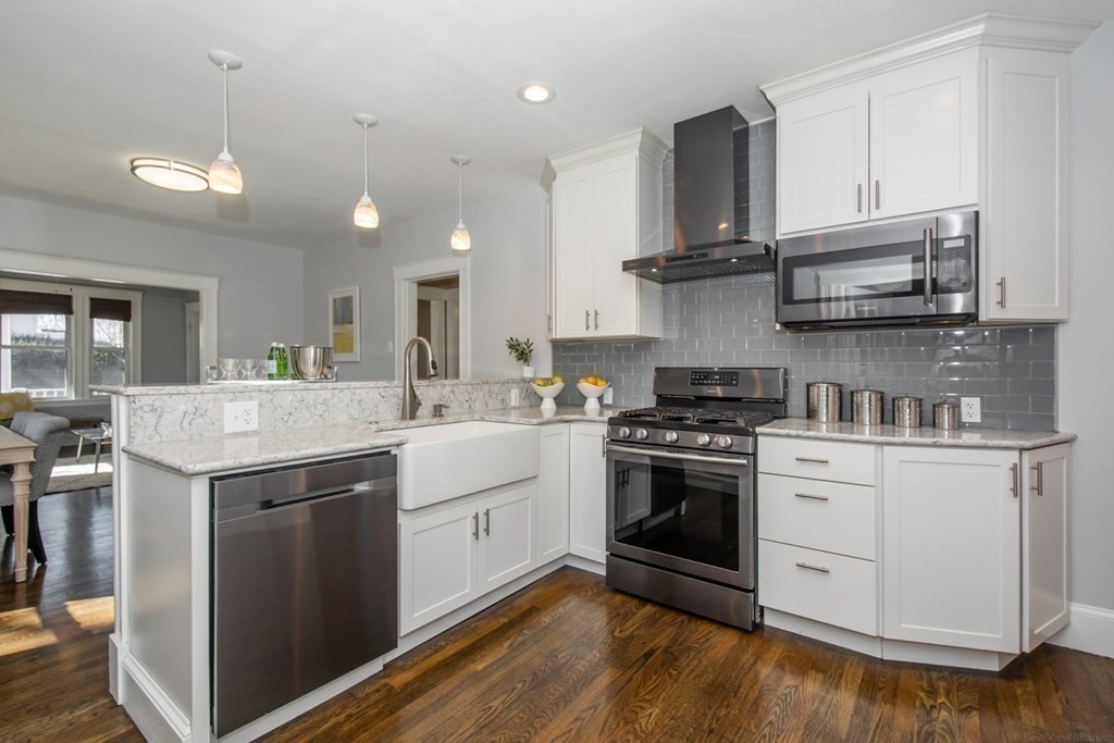 50 Harding Road Norwood, MA 02062 - Photo 4 of 28