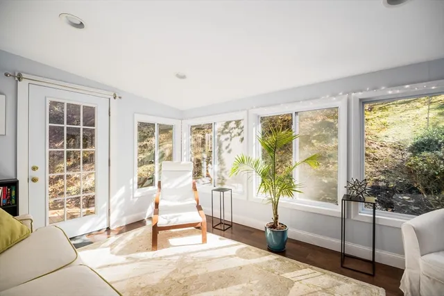 $959,000 | 92 Pleasant Street, Wenham, MA 01984