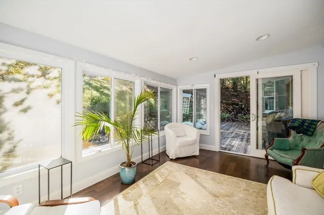 $959,000 | 92 Pleasant Street, Wenham, MA 01984