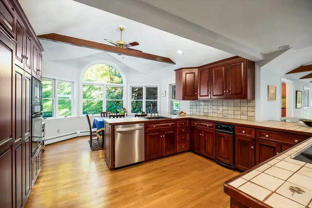 $959,000 | 92 Pleasant Street, Wenham, MA 01984