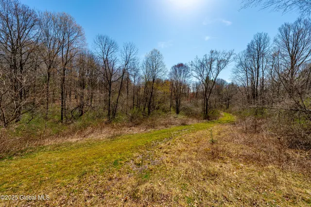 $299,900 | 49 State Line Road, White Creek, NY 12057