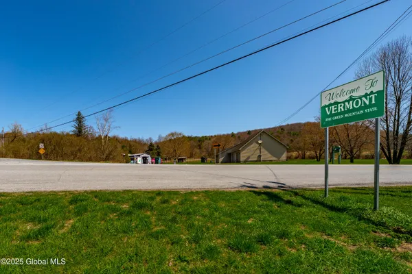 $299,900 | 49 State Line Road, White Creek, NY 12057