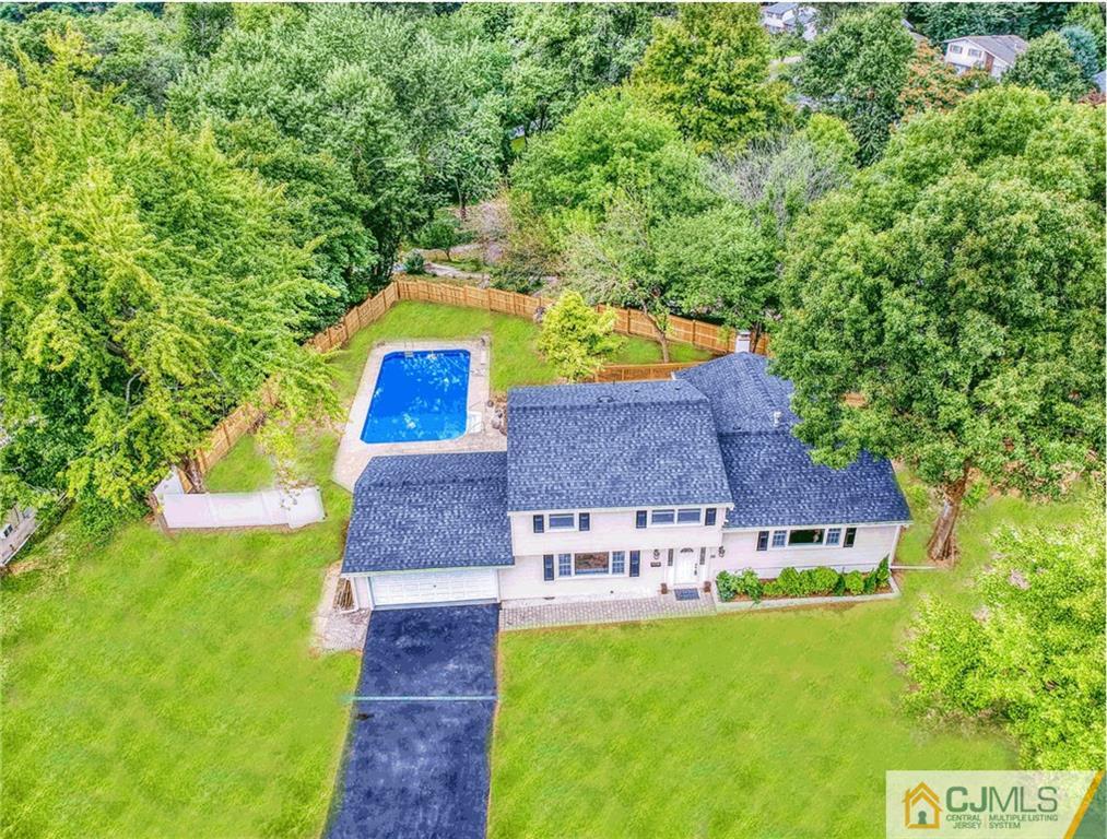 26 Colburn Road East Brunswick, NJ 08816 - Photo 2 of 22