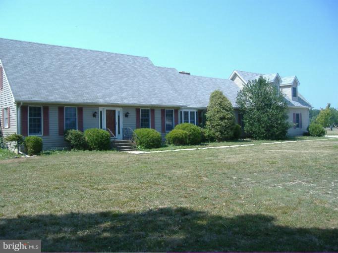 22611 Indian Point Road Bozman, MD 21612 - Photo 14 of 29 Exterior (Front)