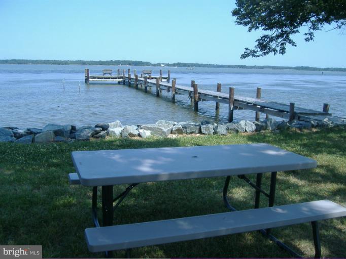 22611 Indian Point Road Bozman, MD 21612 - Photo 16 of 29 Community pier and picnic area