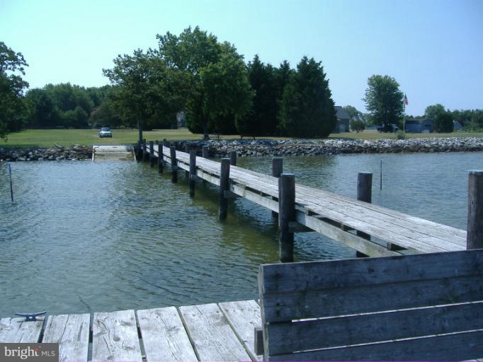 22611 Indian Point Road Bozman, MD 21612 - Photo 5 of 29 Community pier looking back toward community lot