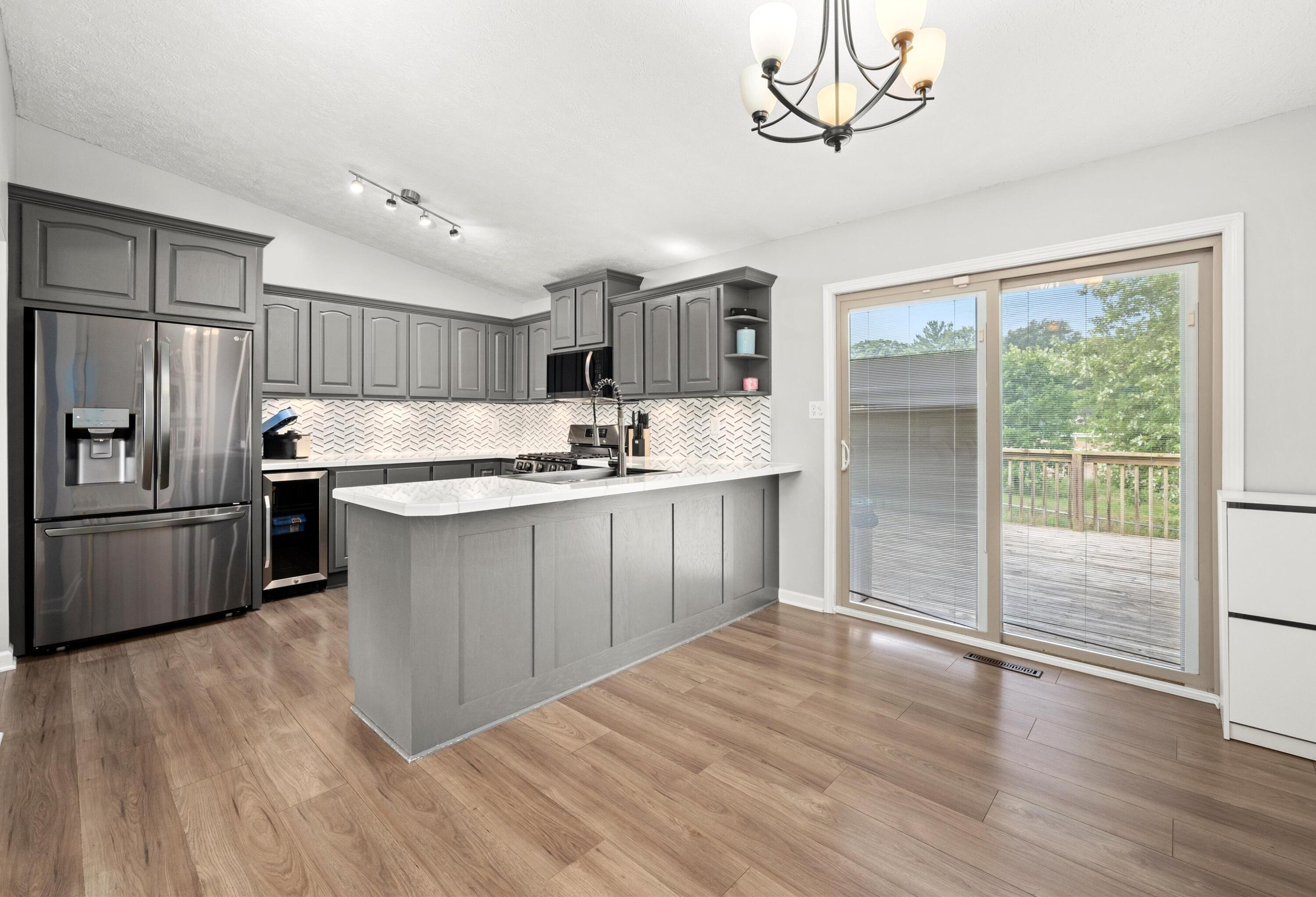 8652 Fulton Place Crown Point, IN 46307 - Photo 7 of 26 3000x2043