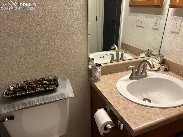 $350,000 | 4855 Rusty Nail Point, Unit 101, Colorado Springs, CO 80916