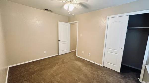 $1,795 | 8851 Kestrel Oak, Converse, TX 78109