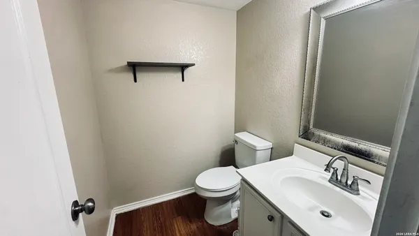 $1,795 | 8851 Kestrel Oak, Converse, TX 78109