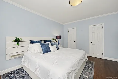 $349,000 | 68 East Hartsdale Avenue, Unit 2L, Hartsdale, NY 10530