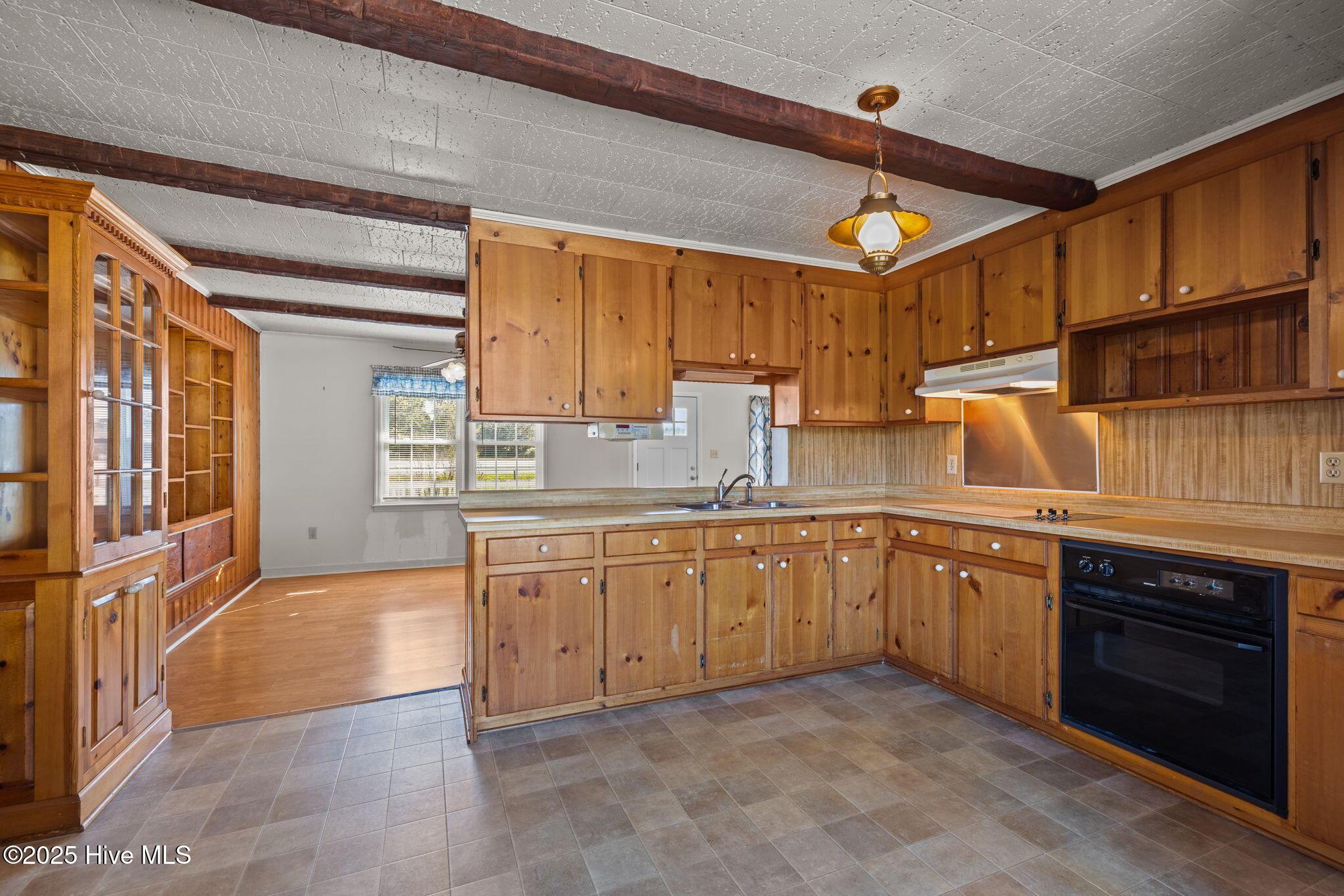 2255 Highway 70 Beaufort, NC 28516 - Photo 14 of 38 Kitchen