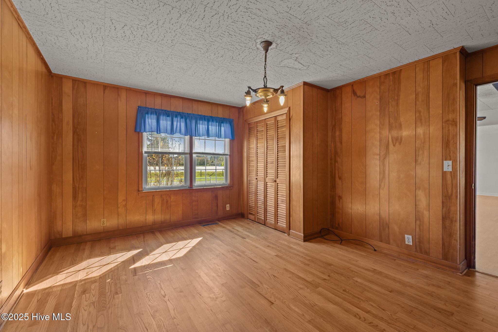 2255 Highway 70 Beaufort, NC 28516 - Photo 18 of 38 Primary bedroom