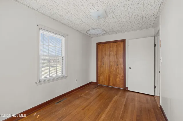 $279,500 | 2255 Highway 70, Beaufort, NC 28516