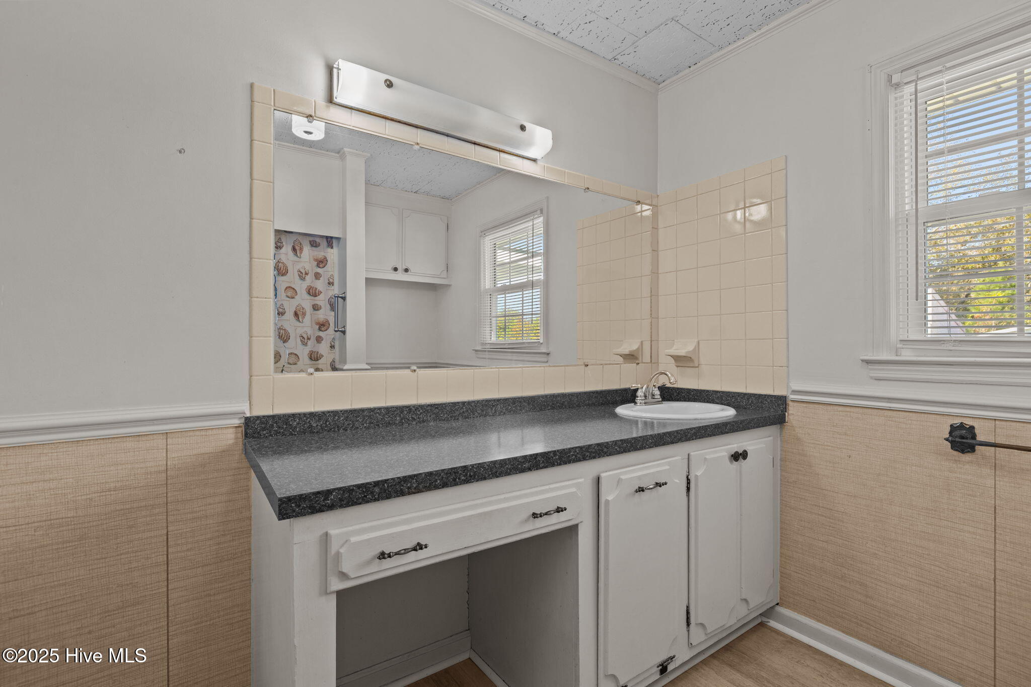 2255 Highway 70 Beaufort, NC 28516 - Photo 25 of 38 2nd full bath