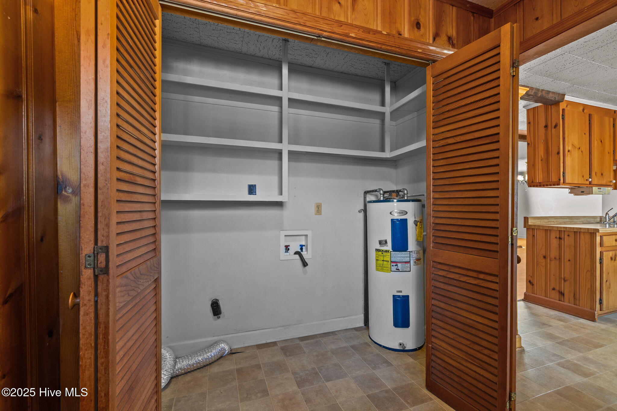 2255 Highway 70 Beaufort, NC 28516 - Photo 27 of 38 Laundry closet