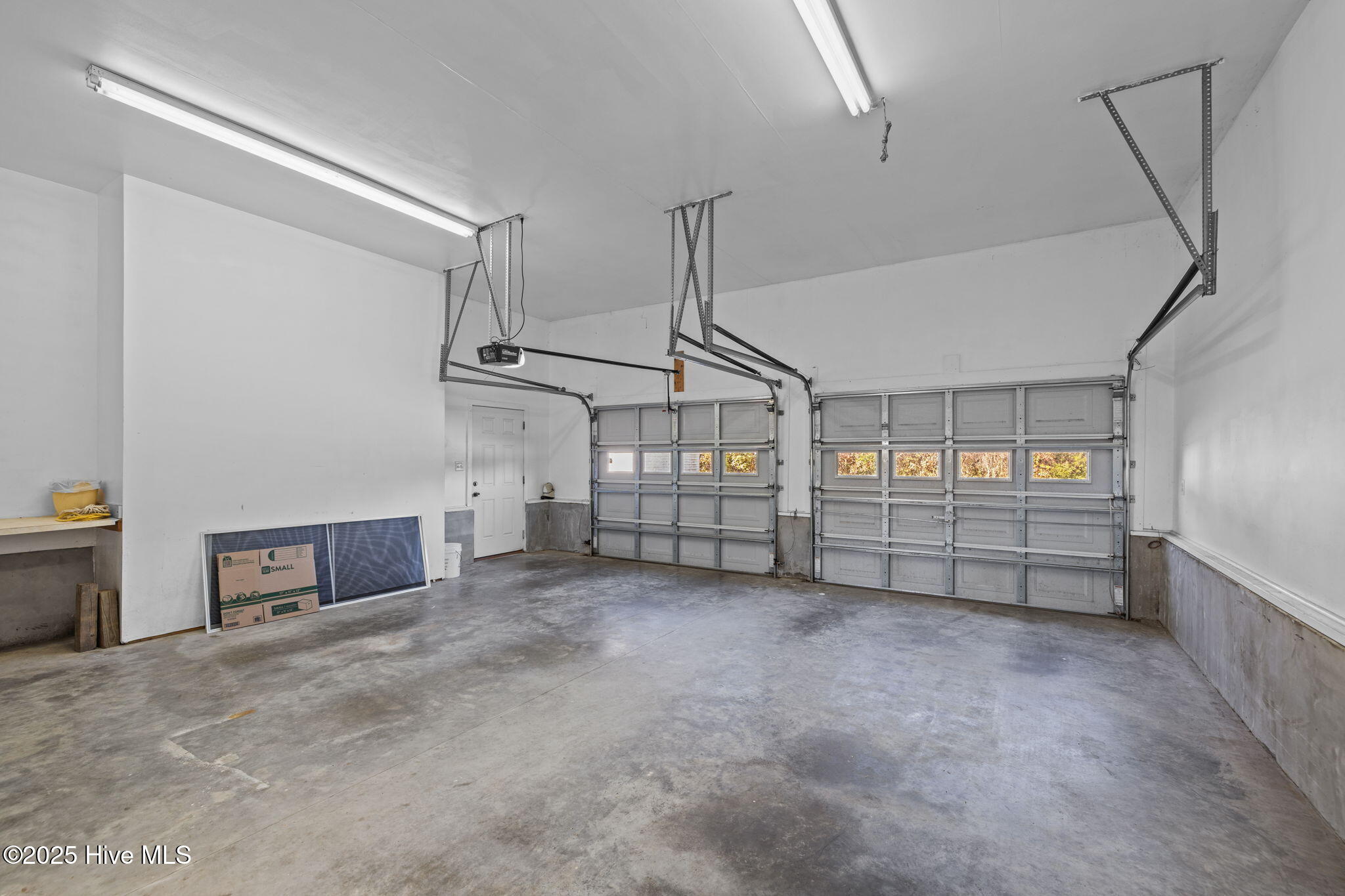 2255 Highway 70 Beaufort, NC 28516 - Photo 28 of 38 Attached double garage