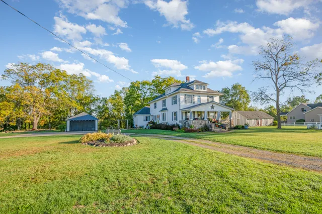 $595,000 | 4421 135th Avenue, Hamilton, MI 49419