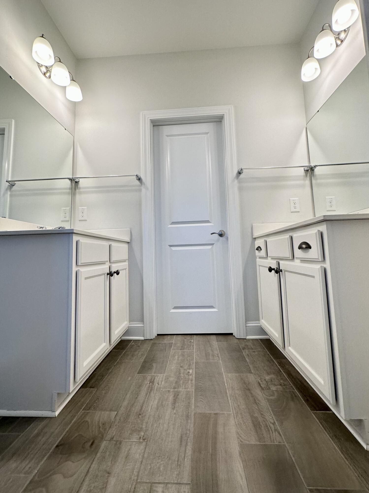 199 Red Knot Lane Mount Pleasant, SC 29464 - Photo 14 of 24 Master Bath