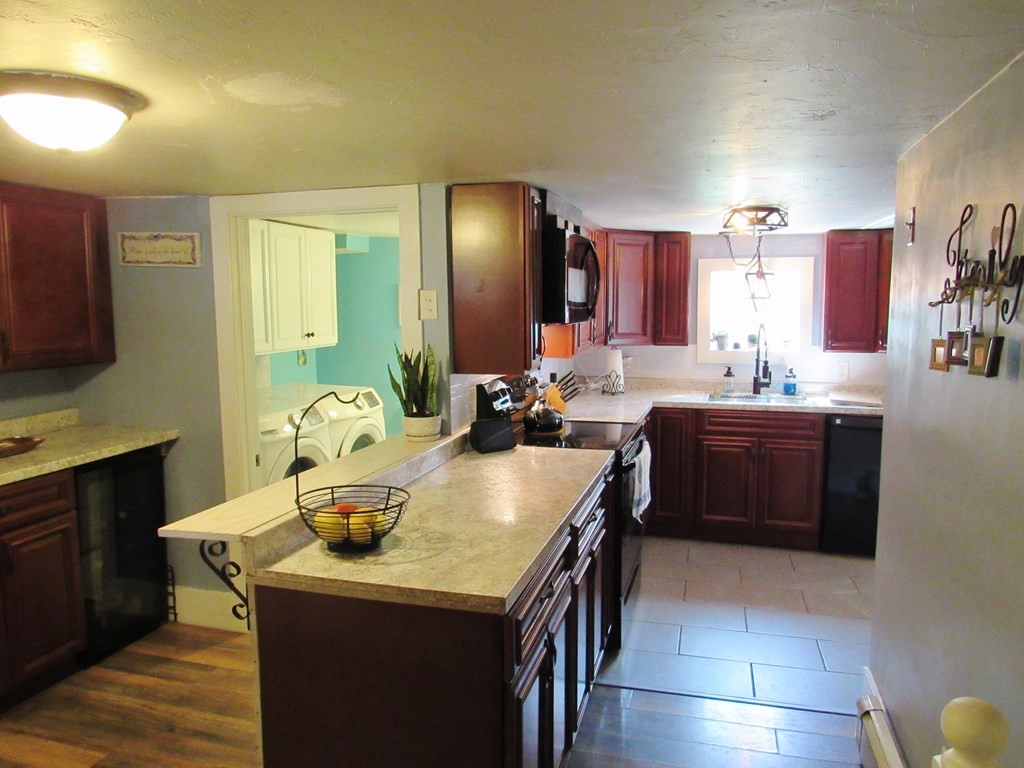 14 Pleasant Street Warren, MA 01092 - Photo 19 of 38 Gallery Image 19