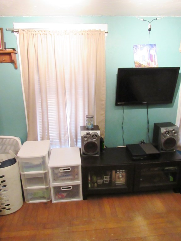 14 Pleasant Street Warren, MA 01092 - Photo 27 of 38 Gallery Image 27