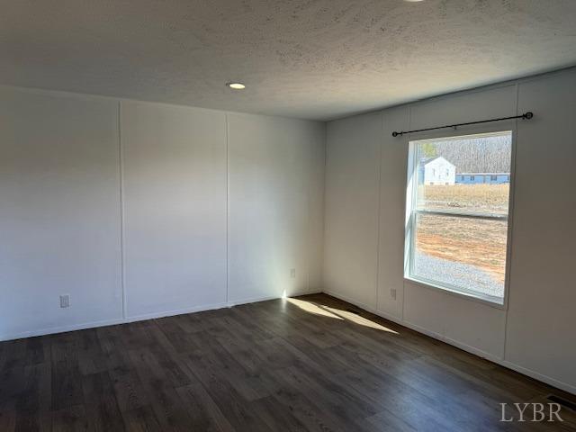1035 Robin Road Brookneal, VA 24528 - Photo 9 of 16 Gallery Image 9