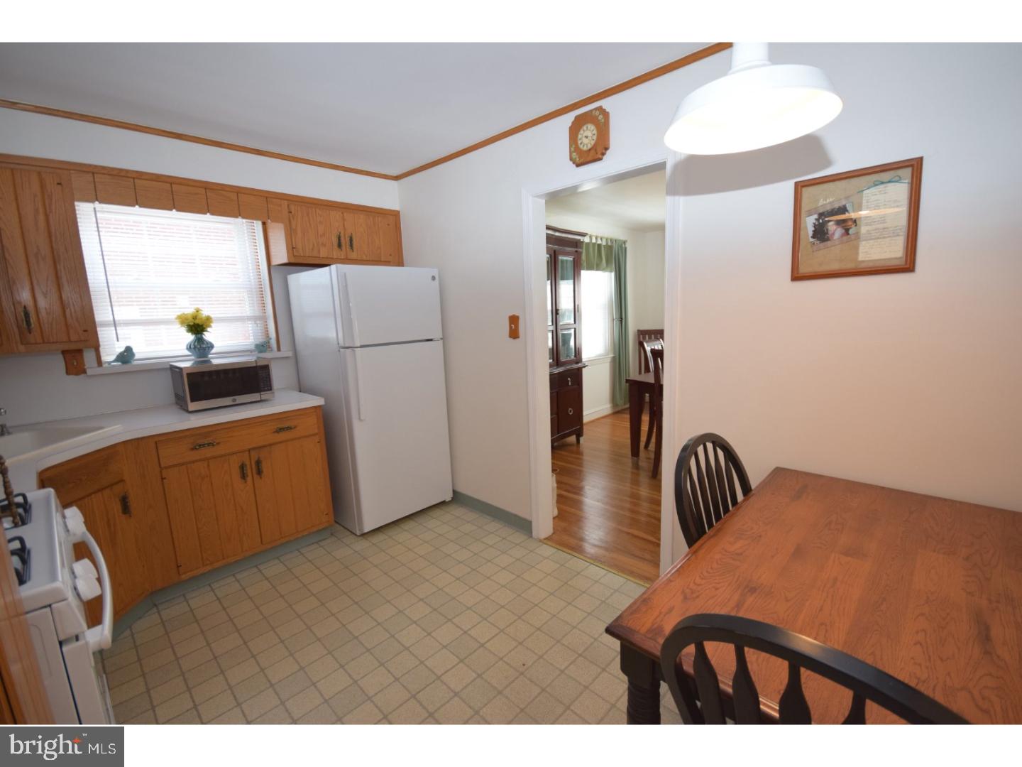 562 Evans Road Springfield, PA 19064 - Photo 12 of 22 Kitchen